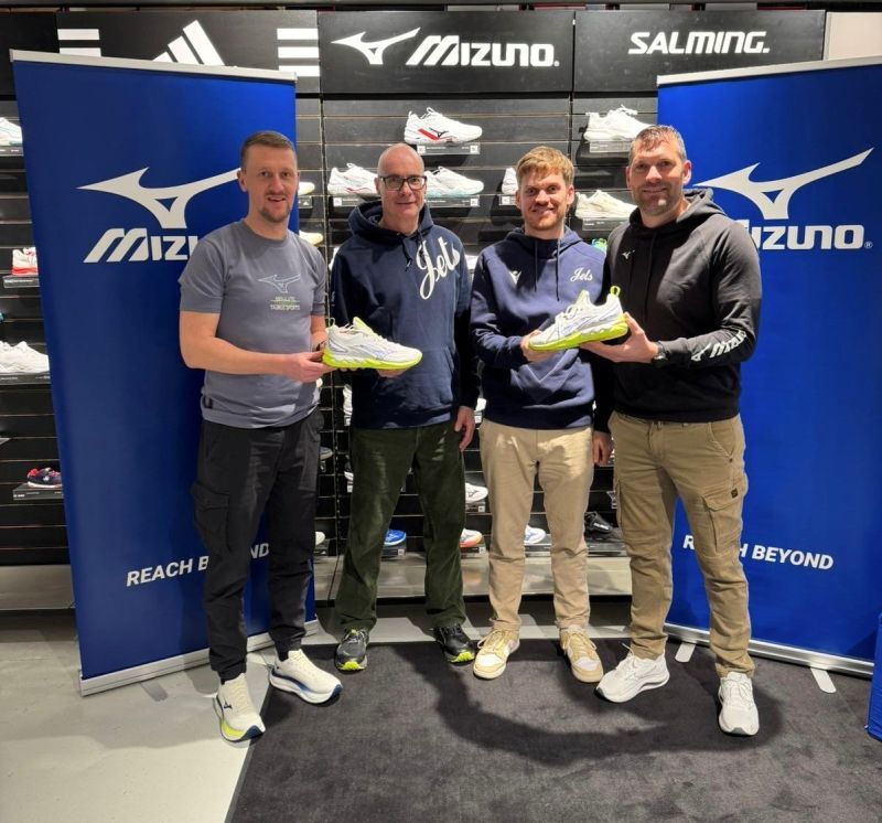 MIZUNO x Kloten-Dietlikon Jets